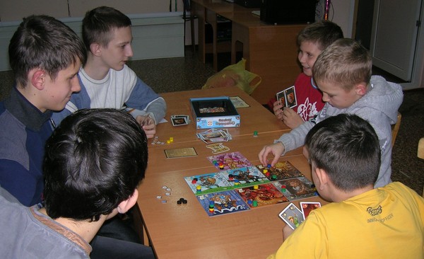 Настольные игры в клубе