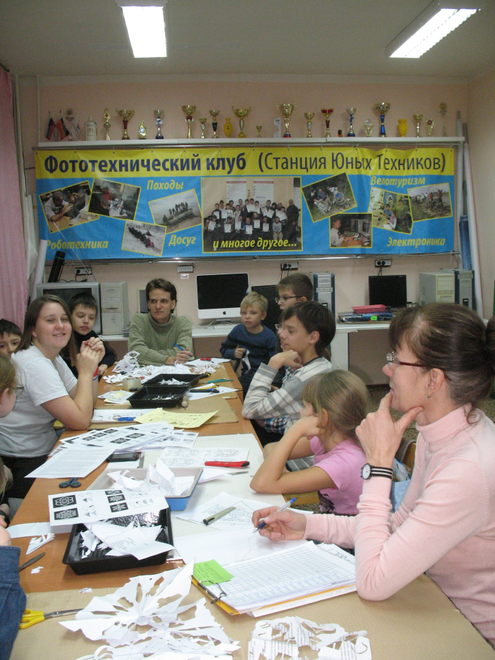 Украшение клуба к Новому году