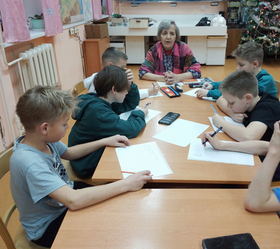 Интеллектуальные игры и тренировка по "Что? Где? Когда?"
